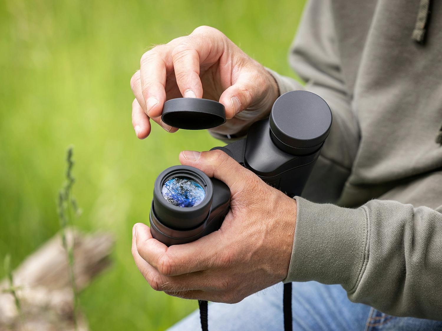 Hölje: Ett bra erbjudande på en kikare med smart fokusering tillsammans med PC-tidningen